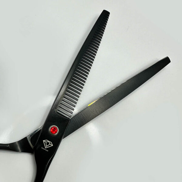 8 Inch Thinning Scissor Black Color - Image 3