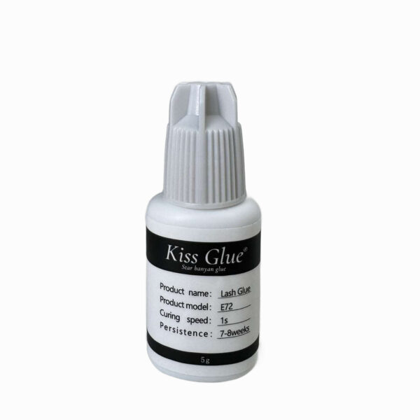 Eyelash Glue Kiss